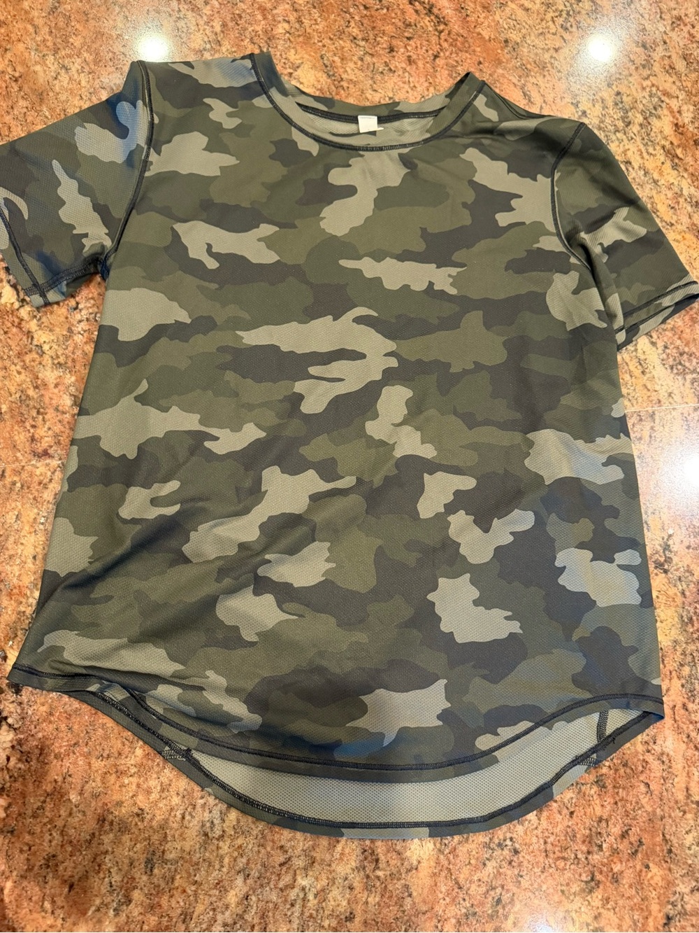 lululemon athletica Camo Short Sleeve Tee - Olive & Dark Green